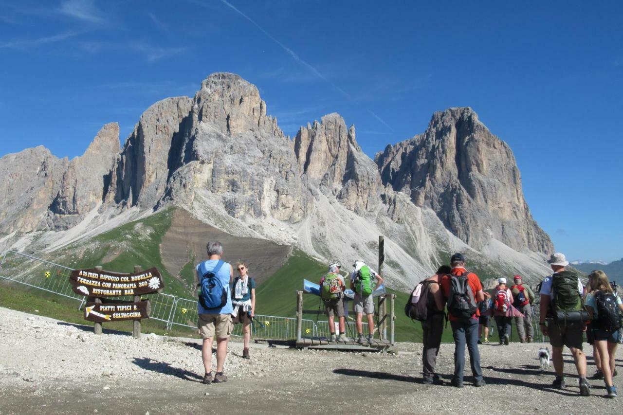 Sella Ronda Apartment Campitello di Fassa Luaran gambar